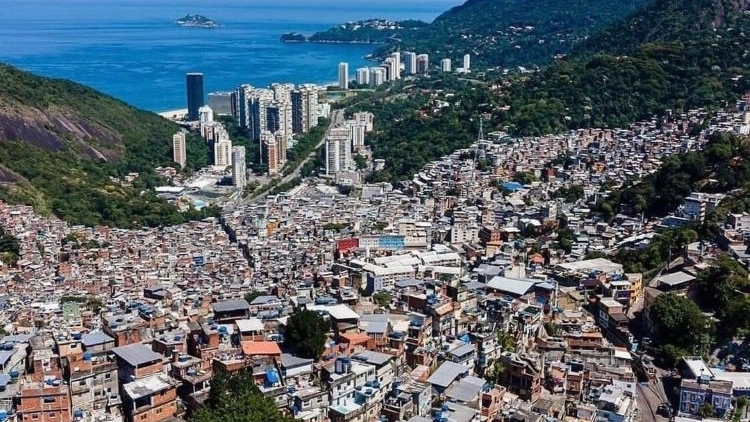 ROC &ndash; Favela Tour Rocinha